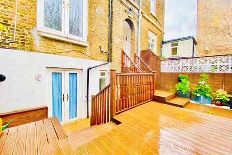 1 bedroom flat to rent, Lower Addiscombe Road