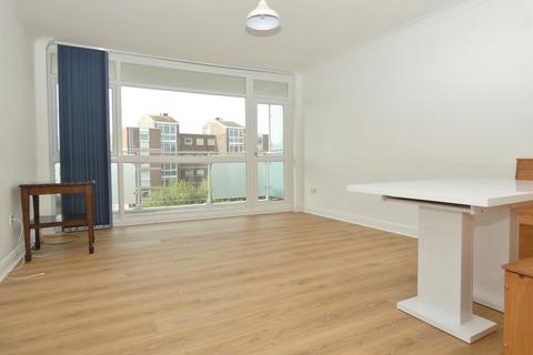 1 bedroom flat to rent, Arlington House