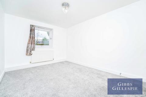 2 bedroom apartment to rent, Valley Road, Uxbridge, UB10 0RP