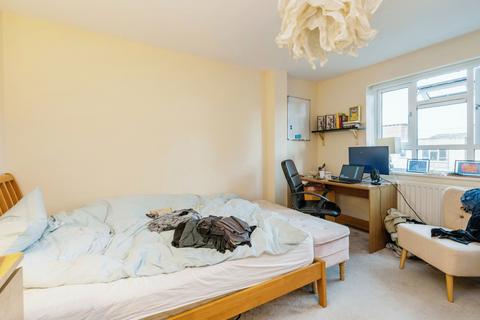 3 bedroom flat to rent, Aberdeen Park, Highbury, N5