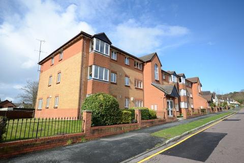 2 bedroom flat to rent, York Road, Camberley