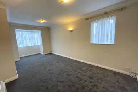 2 bedroom flat to rent, York Road, Camberley