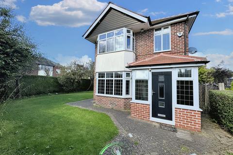 3 bedroom detached house to rent, Beech Drive, Fulwood, Preston, PR2 3NB