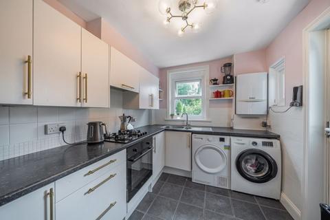 2 bedroom end of terrace house for sale, Park Road, Caterham