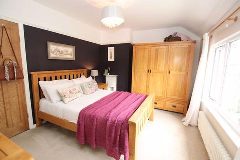 3 Cemetery Crescent, Laceby, Grimsby, DN37 7ES