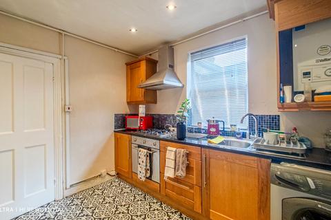 1 bedroom flat for sale, Brookdene Road, Plumstead, SE18 1EW