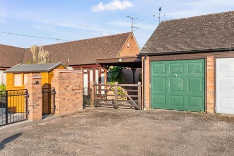 3 bedroom semi-detached bungalow for sale, Hill Farm, Inkberrow, Worcester, WR7