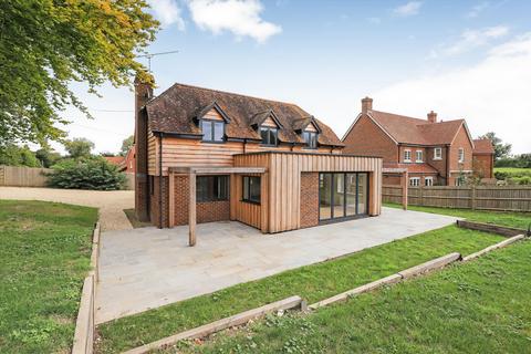 4 bedroom detached house for sale, South Road, Broughton, Stockbridge, Hampshire, SO20