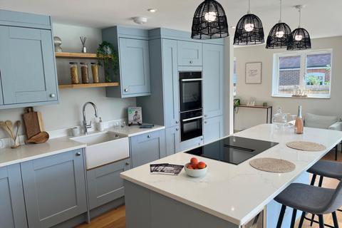 4 bedroom detached house for sale, South Road, Broughton, Stockbridge, Hampshire, SO20