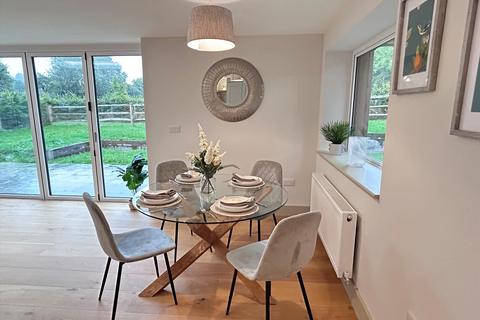 4 bedroom detached house for sale, South Road, Broughton, Stockbridge, Hampshire, SO20