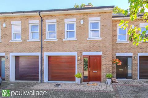 4 bedroom terraced house for sale, Kingfisher Close, Broxbourne