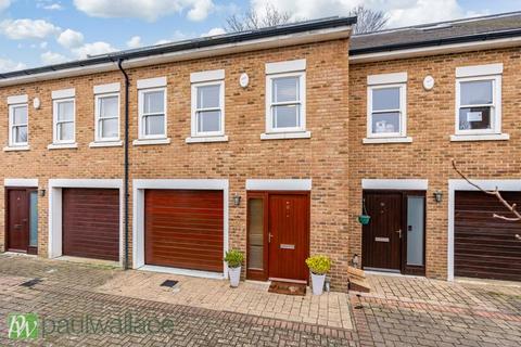 4 bedroom terraced house for sale, Kingfisher Close, Broxbourne