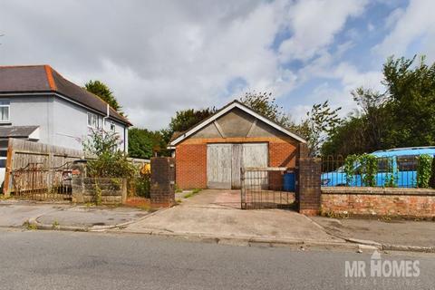 1 bedroom property with land for sale, Garage & Land at 2A Frank Road, Ely,Cardiff CF5 4DL