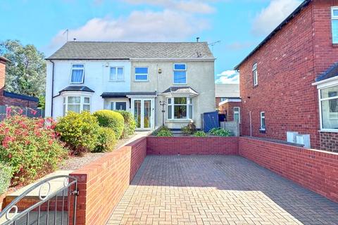 4 bedroom semi-detached house for sale, Vicarage Road, West Bromwich