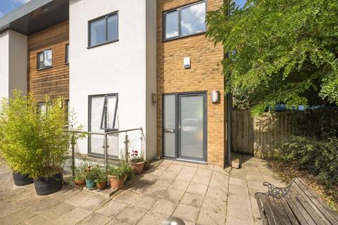 4 bedroom mews for sale, Chanin Mews, Willesden Green, London NW2