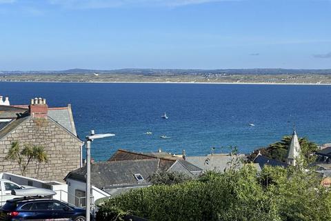 2 bedroom apartment for sale, 7 Carrack Dhu, St. Ives TR26