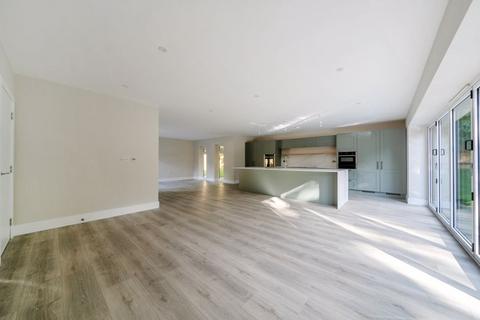 undefined, Upper Barnhill, Hunton