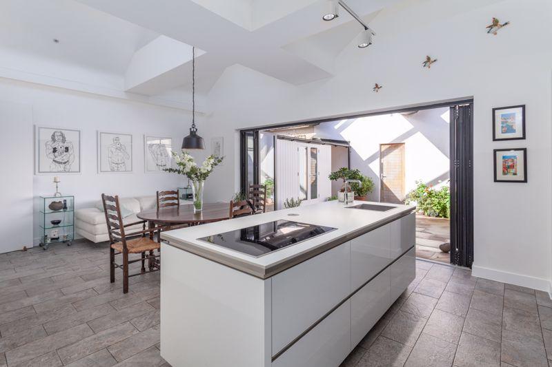 Living Dining...