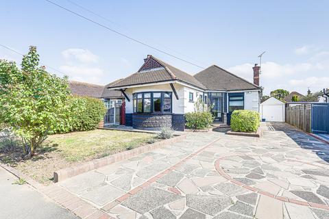 3 bedroom bungalow for sale, Tattersall Gardens, Leigh-on-sea, SS9