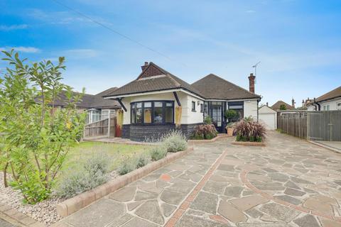 3 bedroom detached bungalow for sale, Tattersall Gardens, Leigh-on-sea, SS9