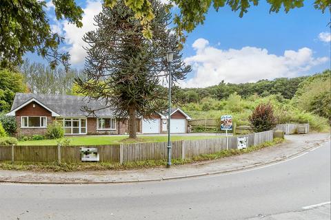 2 bedroom detached bungalow for sale, Moat Lane, Fordwich, Canterbury, Kent