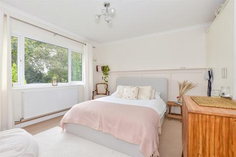 2 bedroom detached bungalow for sale, Moat Lane, Fordwich, Canterbury, Kent