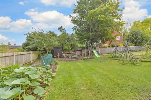 2 bedroom detached bungalow for sale, Moat Lane, Fordwich, Canterbury, Kent