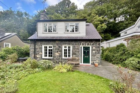 3 bedroom cottage for sale, Valley Road, Llanfairfechan