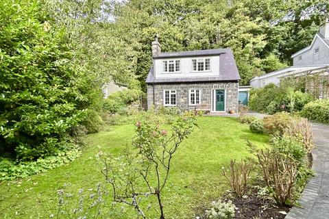 3 bedroom cottage for sale, Valley Road, Llanfairfechan