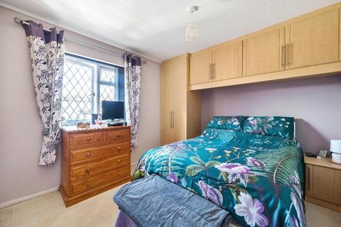 29 Addymore, Cam, Dursley, GL11 5UY