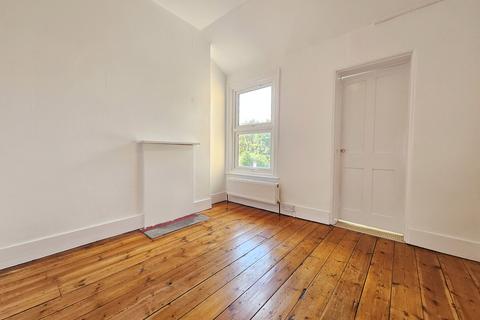 2 bedroom terraced house to rent, Harefield Road, Uxbridge, Greater London, UB8