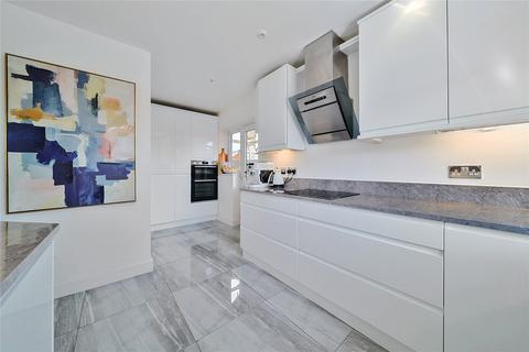 1 Bay Trees, Kennford, Exeter, EX6 7UY