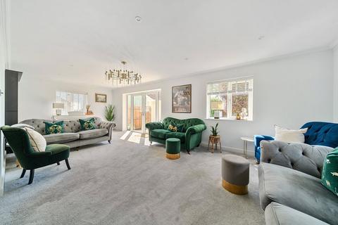 1 Bay Trees, Kennford, Exeter, EX6 7UY