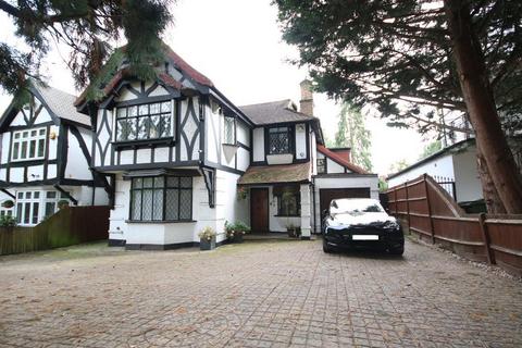 4 bedroom detached house to rent, Edgware HA8