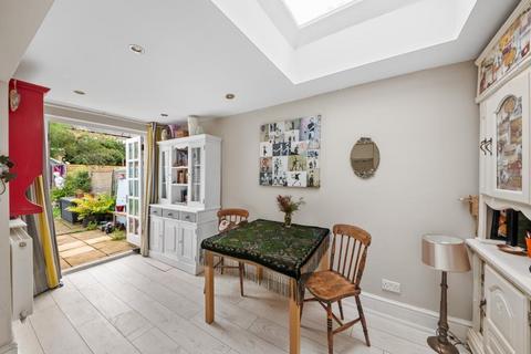 3 bedroom semi-detached house for sale, Green Lane, Hanwell, London, W7 2PA