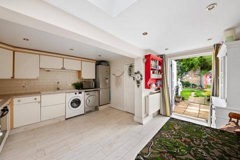 3 bedroom semi-detached house for sale, Green Lane, Hanwell, London, W7 2PA