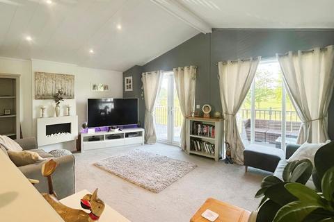 2 bedroom lodge for sale, Wentworth Drive, Tydd St Giles, Wisbech, Cambridgeshire, PE13 5NZ