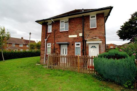 1 bedroom maisonette for sale, Elmfield Court, Round Green, Luton, Bedfordshire, LU2 0PX