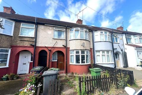 3 bedroom terraced house for sale, Chester Avenue, Challney, Luton, Bedfordshire, LU4 9SQ