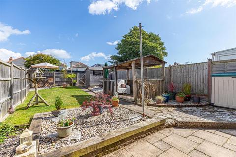 42 Burleigh Road, Southbourne, Bournemouth, BH6 5DZ