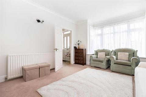 42 Burleigh Road, Southbourne, Bournemouth, BH6 5DZ