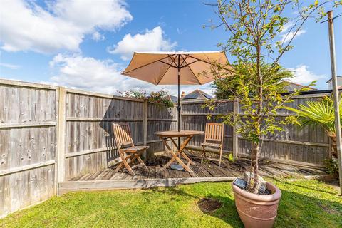 42 Burleigh Road, Southbourne, Bournemouth, BH6 5DZ