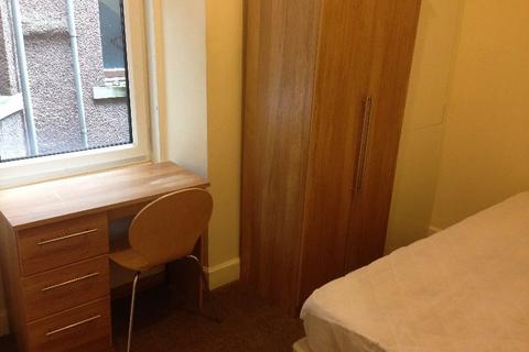 2 bedroom property to rent, Cowgate, City Centre DD1