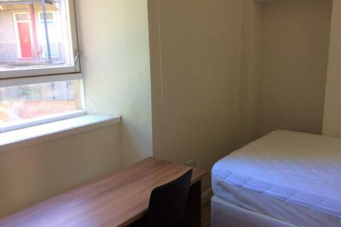 2 bedroom parking to rent, Lawrence Street, West End DD1