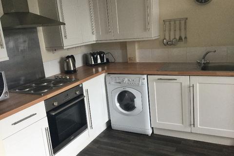 2 bedroom flat to rent, Cleghorn Street, Dundee DD2