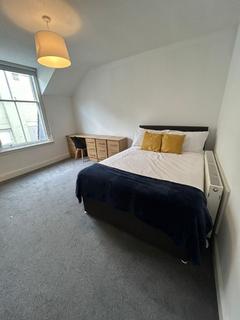 4 bedroom parking to rent, Union Street, City Centre DD1