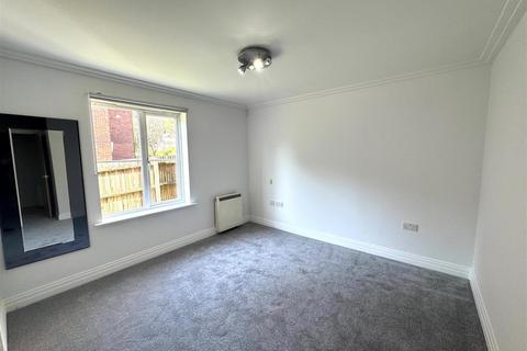 1 bedroom apartment to rent, Bloomsbury Close, Mill Hill, NW7