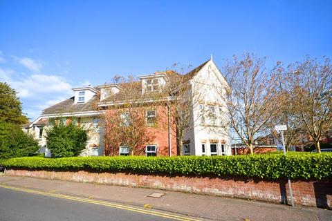 2 bedroom flat for sale, 120-124 Capstone Road, Bournemouth BH8