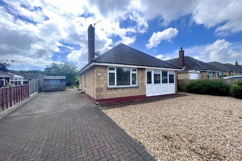 2 bedroom detached bungalow to rent, Fairview Crescent, Sandown