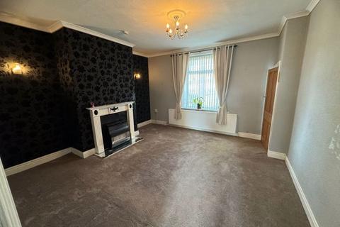 2 bedroom terraced house to rent, Blacker Road, Huddersfield